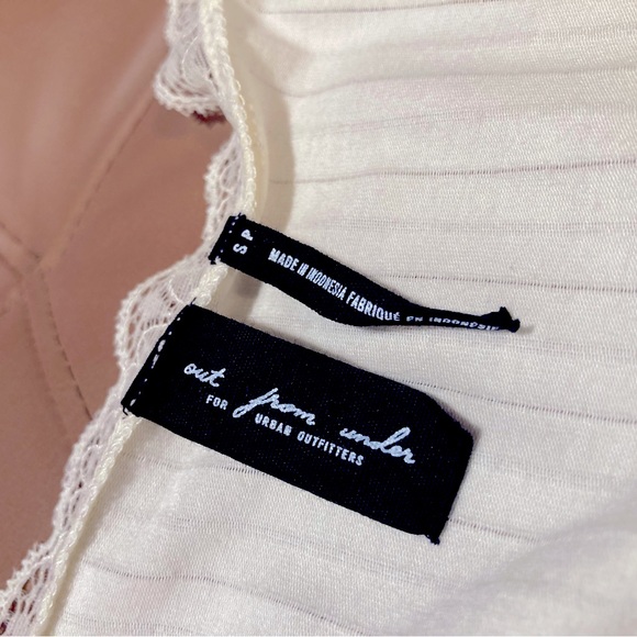 Urban Outfitters Ribbed White Cardigan, Size Small - Picture 4 of 4